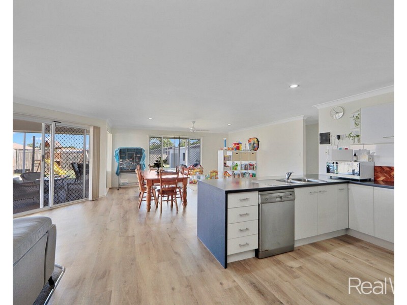 11 Zac Street, Kalkie QLD 4670