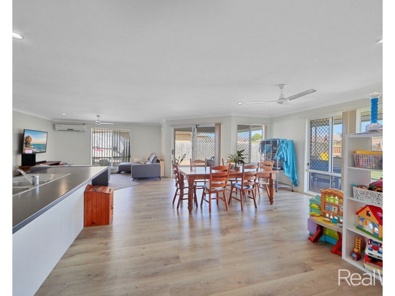 11 Zac Street, Kalkie QLD 4670