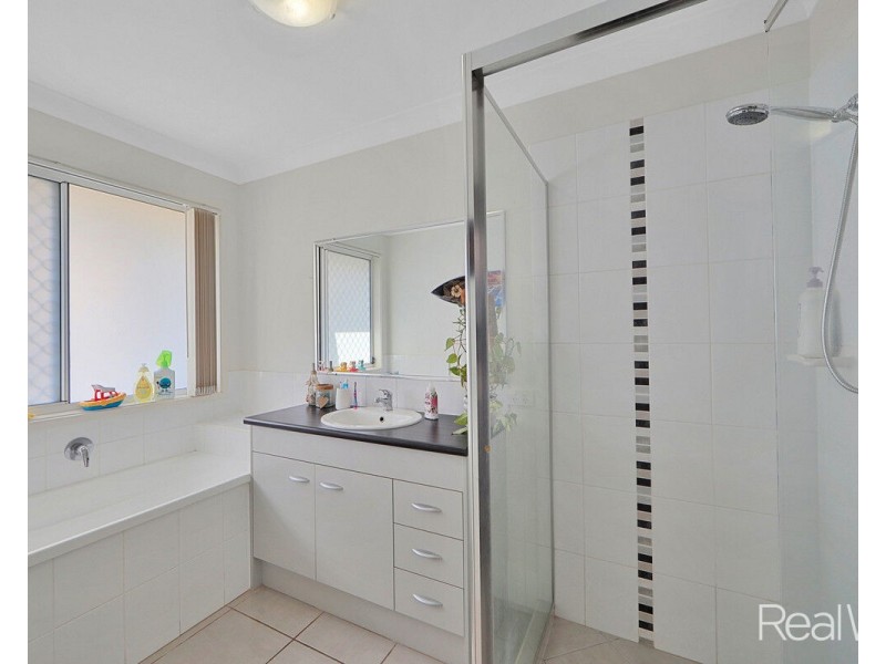 11 Zac Street, Kalkie QLD 4670