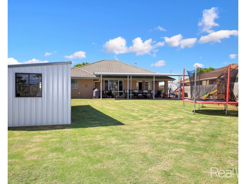 11 Zac Street, Kalkie QLD 4670