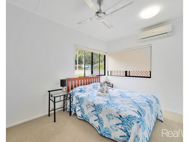 16 Cameron Street, Bundaberg North QLD 4670