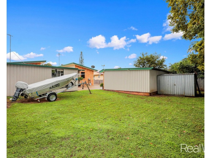 16 Cameron Street, Bundaberg North QLD 4670