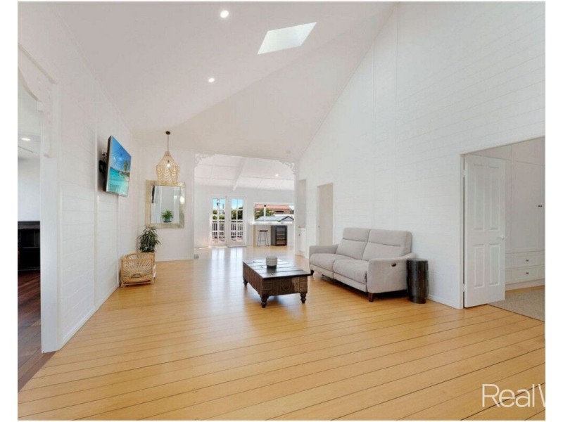 27 Walker Street, Bundaberg South QLD 4670