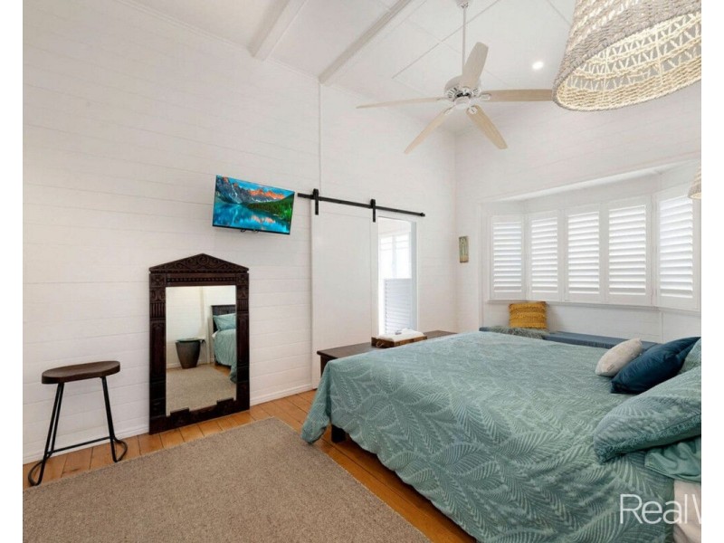 27 Walker Street, Bundaberg South QLD 4670