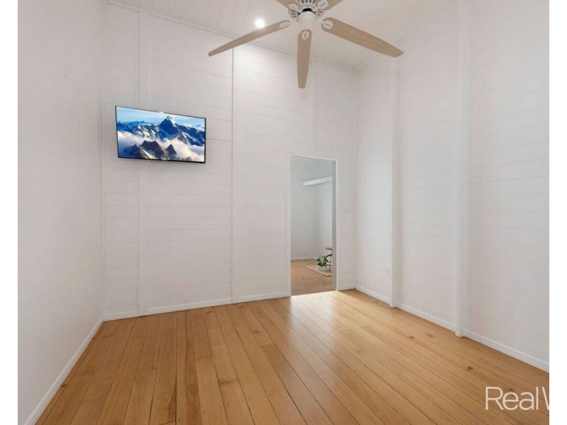 27 Walker Street, Bundaberg South QLD 4670
