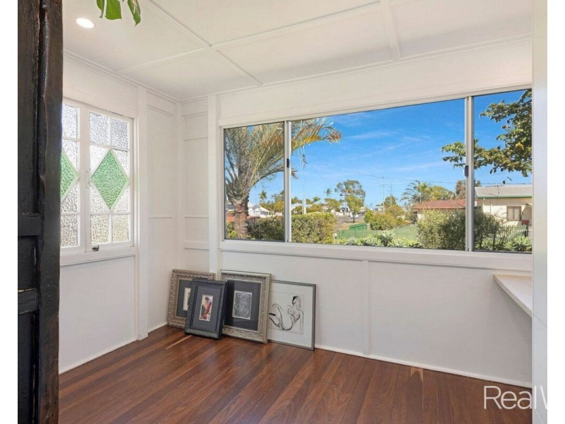 27 Walker Street, Bundaberg South QLD 4670
