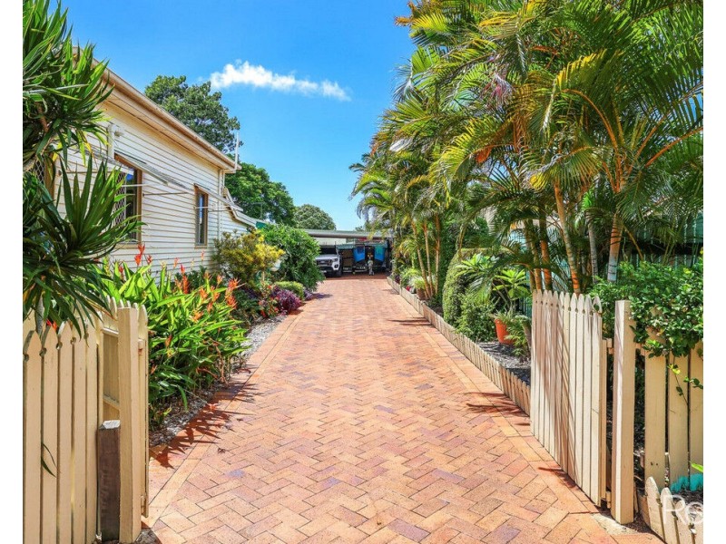 96 Maryborough Street, Walkervale QLD 4670