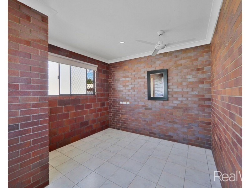 17 Slocomb Street, Avenell Heights QLD 4670