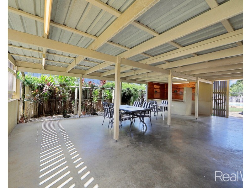 17 Slocomb Street, Avenell Heights QLD 4670
