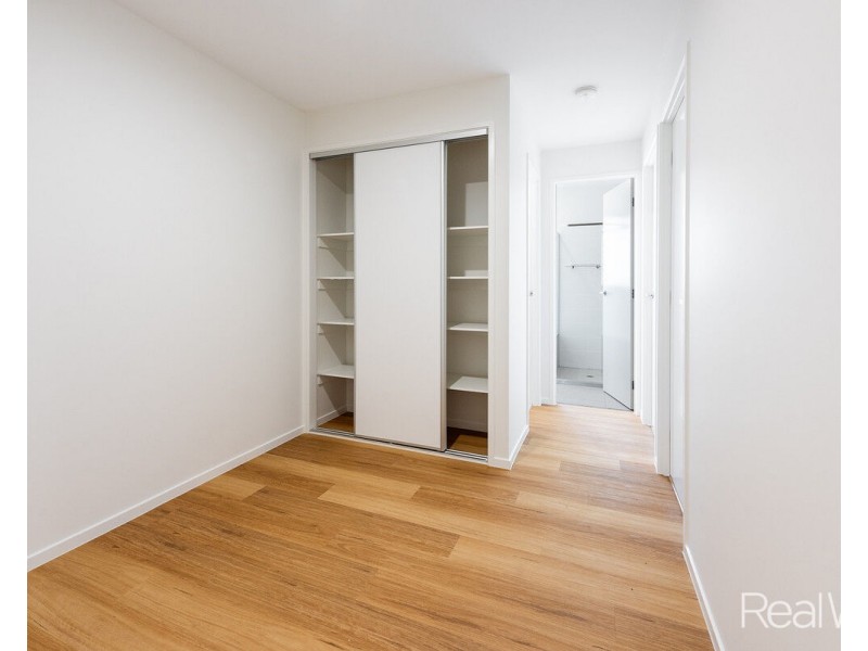 15 Wren Place, Branyan QLD 4670