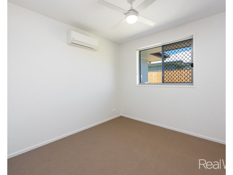 15 Wren Place, Branyan QLD 4670