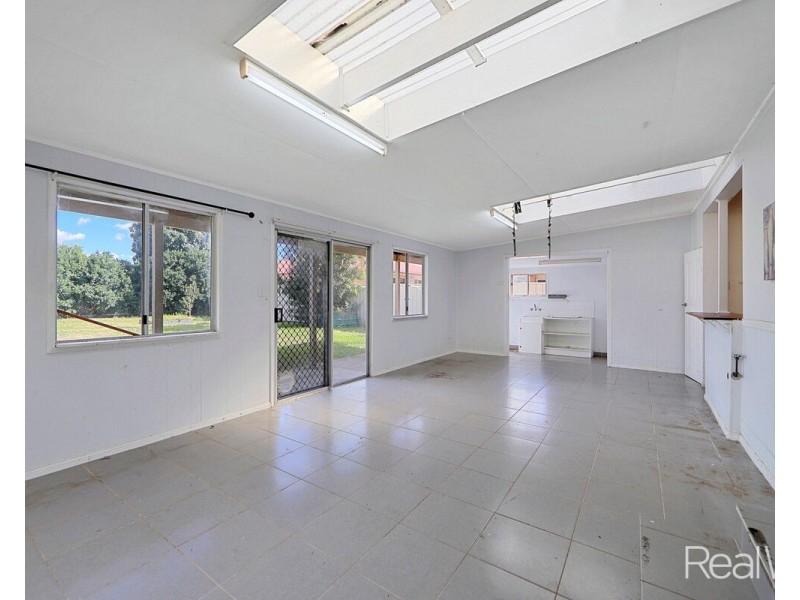 23 Coomber Street, Svensson Heights QLD 4670