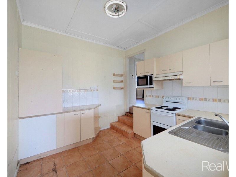 23 Coomber Street, Svensson Heights QLD 4670