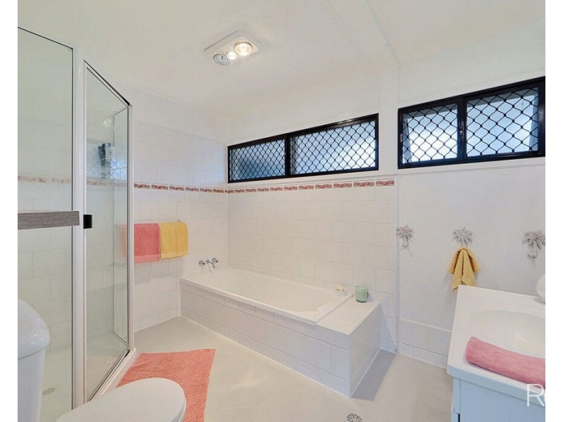 192 Walker Street, Svensson Heights QLD 4670