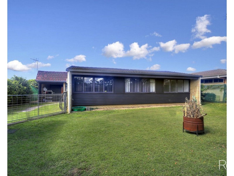 192 Walker Street, Svensson Heights QLD 4670
