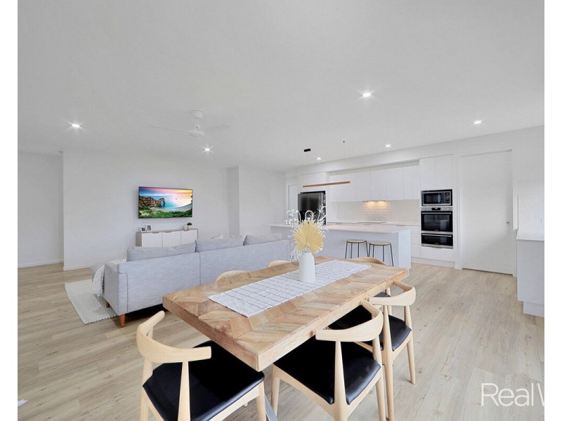 2 St Clair Street, Ashfield QLD 4670