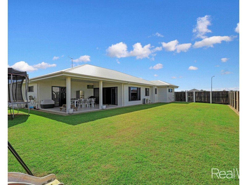 2 St Clair Street, Ashfield QLD 4670