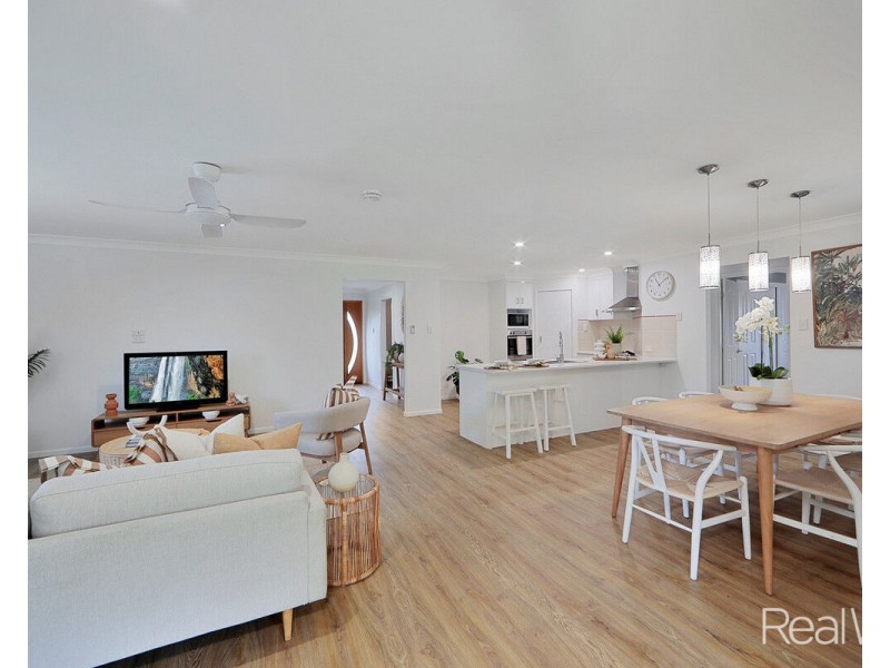 28 Appaloosa Drive, Branyan QLD 4670
