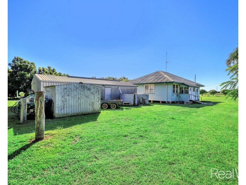 194 Woods East Road, Alloway QLD 4670