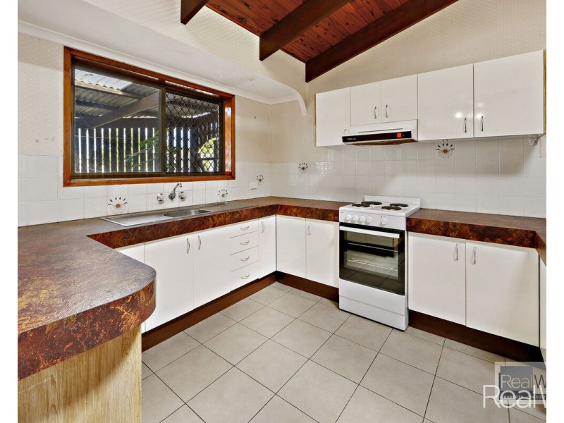45 Saint Lucia Crescent, Avoca QLD 4670