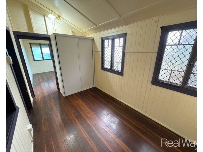 8 Buss Street, Bundaberg South QLD 4670