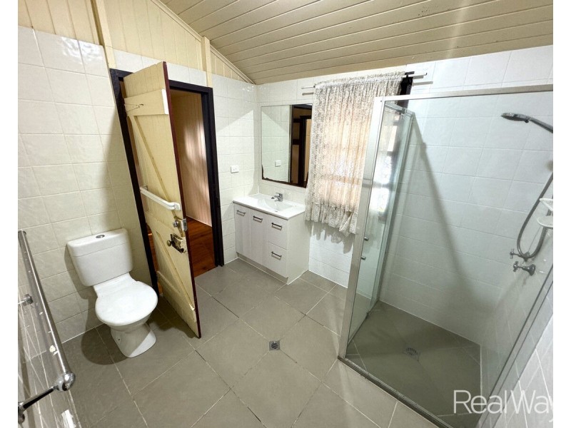 8 Buss Street, Bundaberg South QLD 4670