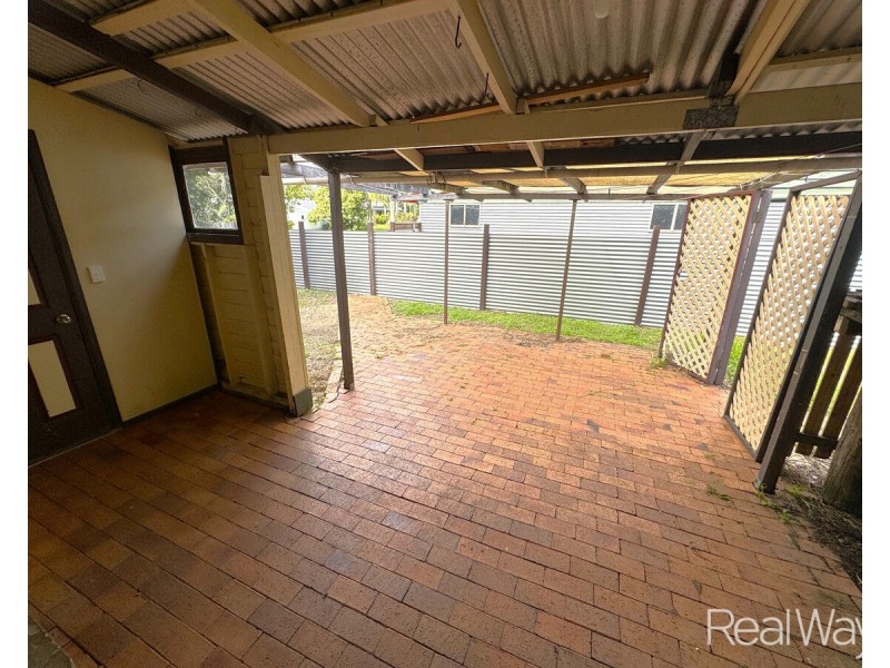 8 Buss Street, Bundaberg South QLD 4670