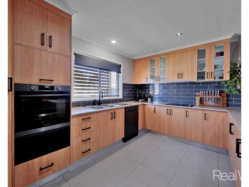 14 Maughan Street, Thabeban QLD 4670