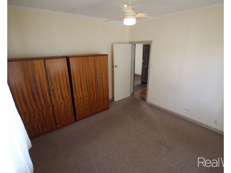 6 Auer Street, Kepnock QLD 4670