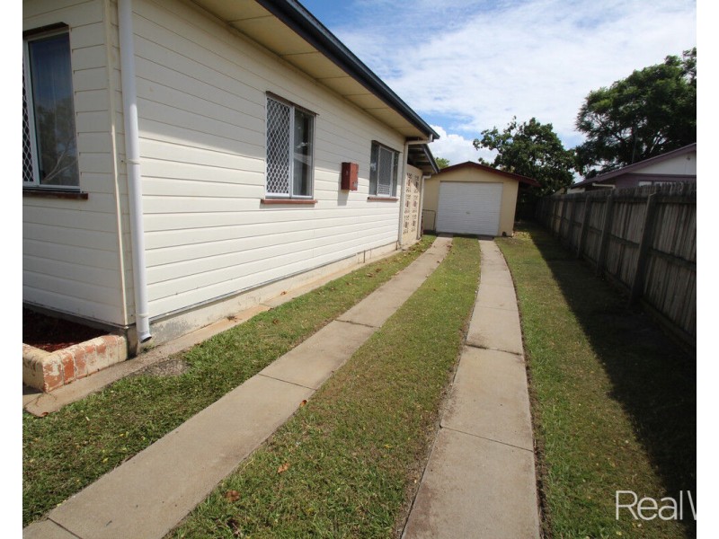 6 Auer Street, Kepnock QLD 4670