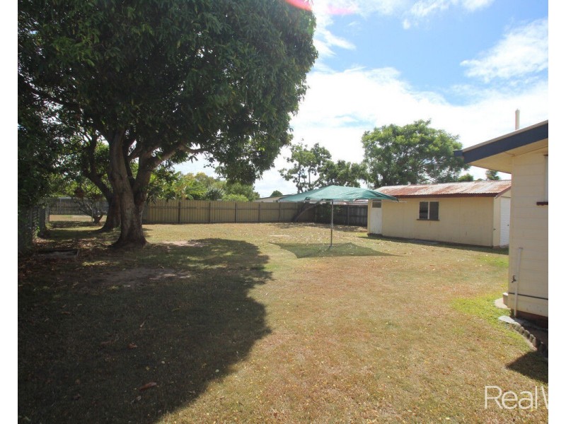 6 Auer Street, Kepnock QLD 4670