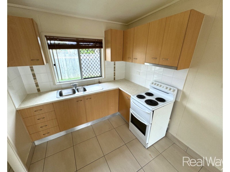 2/31 Payne Street, Millbank QLD 4670