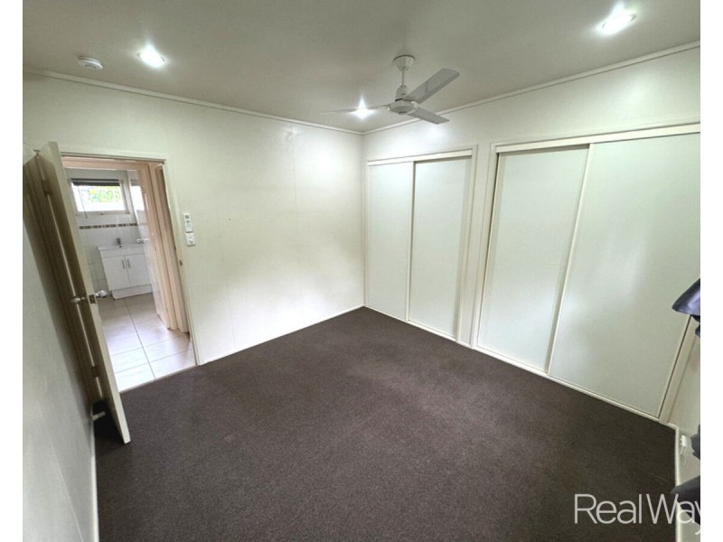 2/31 Payne Street, Millbank QLD 4670