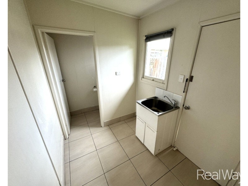 2/31 Payne Street, Millbank QLD 4670