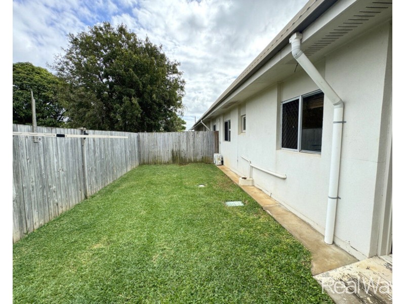 2/31 Payne Street, Millbank QLD 4670