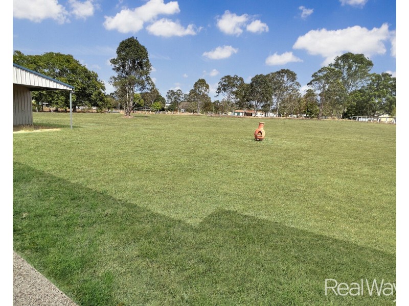 12 Drury Street, Sharon QLD 4670