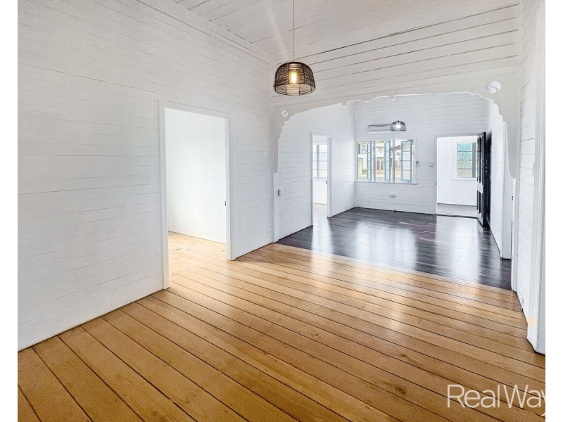 5 McIlwraith Street, Bundaberg South QLD 4670