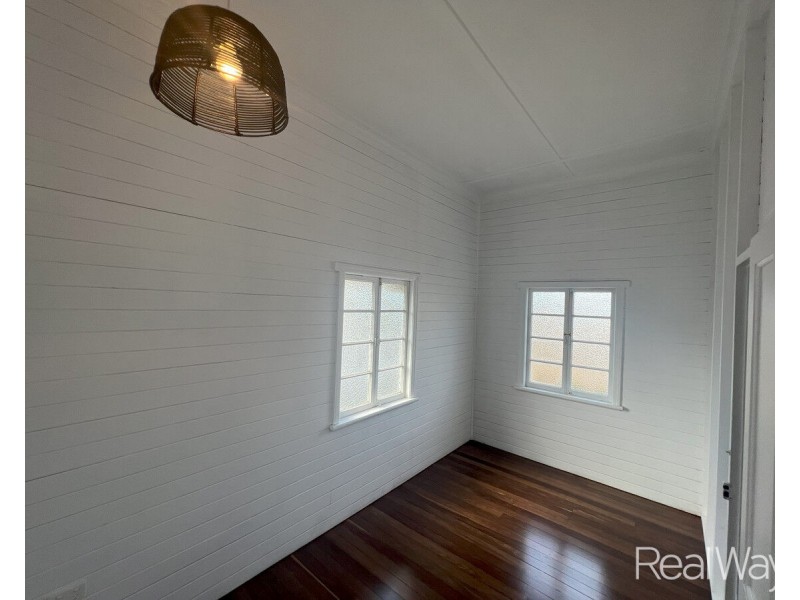 5 McIlwraith Street, Bundaberg South QLD 4670