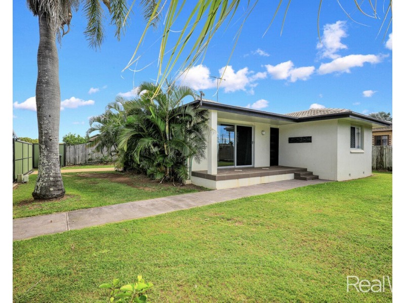 3/2 King Street, Bundaberg North QLD 4670