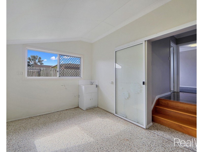 3/2 King Street, Bundaberg North QLD 4670