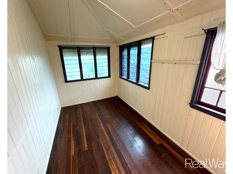 8 Buss Street, Bundaberg South QLD 4670