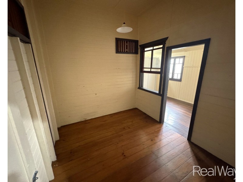 8 Buss Street, Bundaberg South QLD 4670