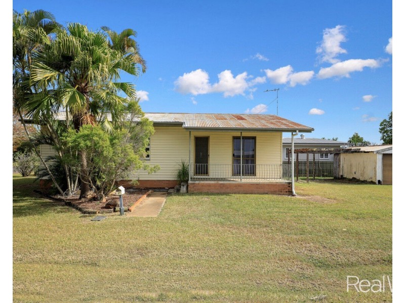23 Redmond Street, Avenell Heights QLD 4670