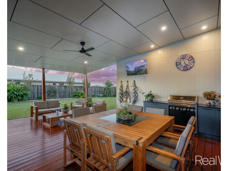12 Hayman Place, Innes Park QLD 4670