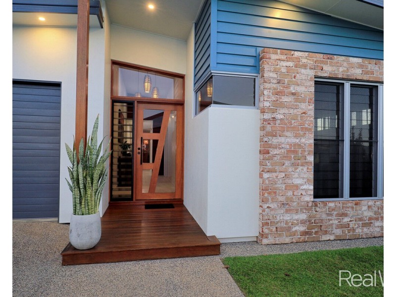 12 Hayman Place, Innes Park QLD 4670