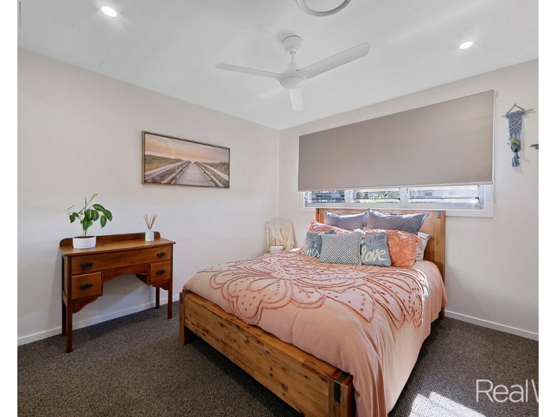 12 Hayman Place, Innes Park QLD 4670