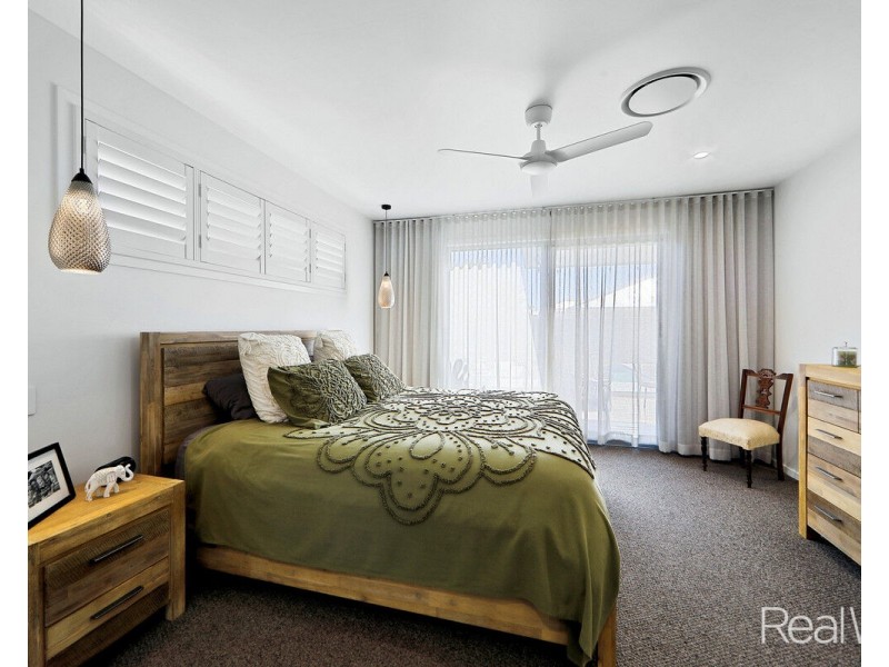 12 Hayman Place, Innes Park QLD 4670