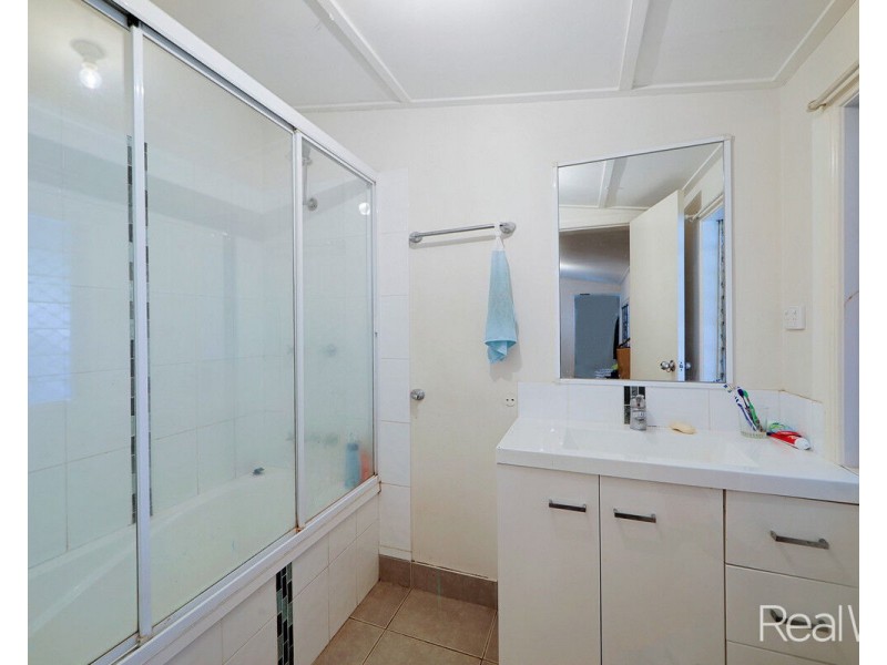 14 Scotland Street, Bundaberg East QLD 4670