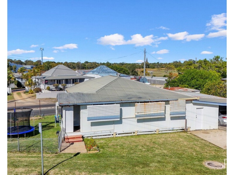 14 Scotland Street, Bundaberg East QLD 4670