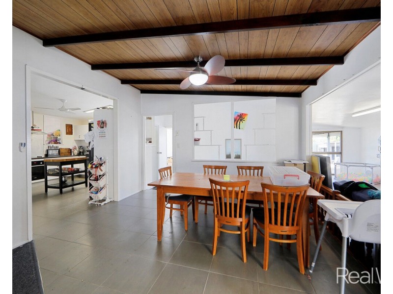 16 Dittmann Road, Avoca QLD 4670